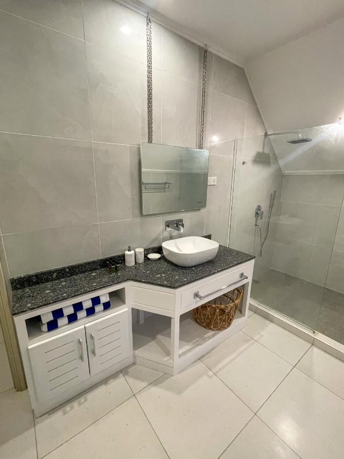 Nautilus Apartments Anse Royale Kültér fotó